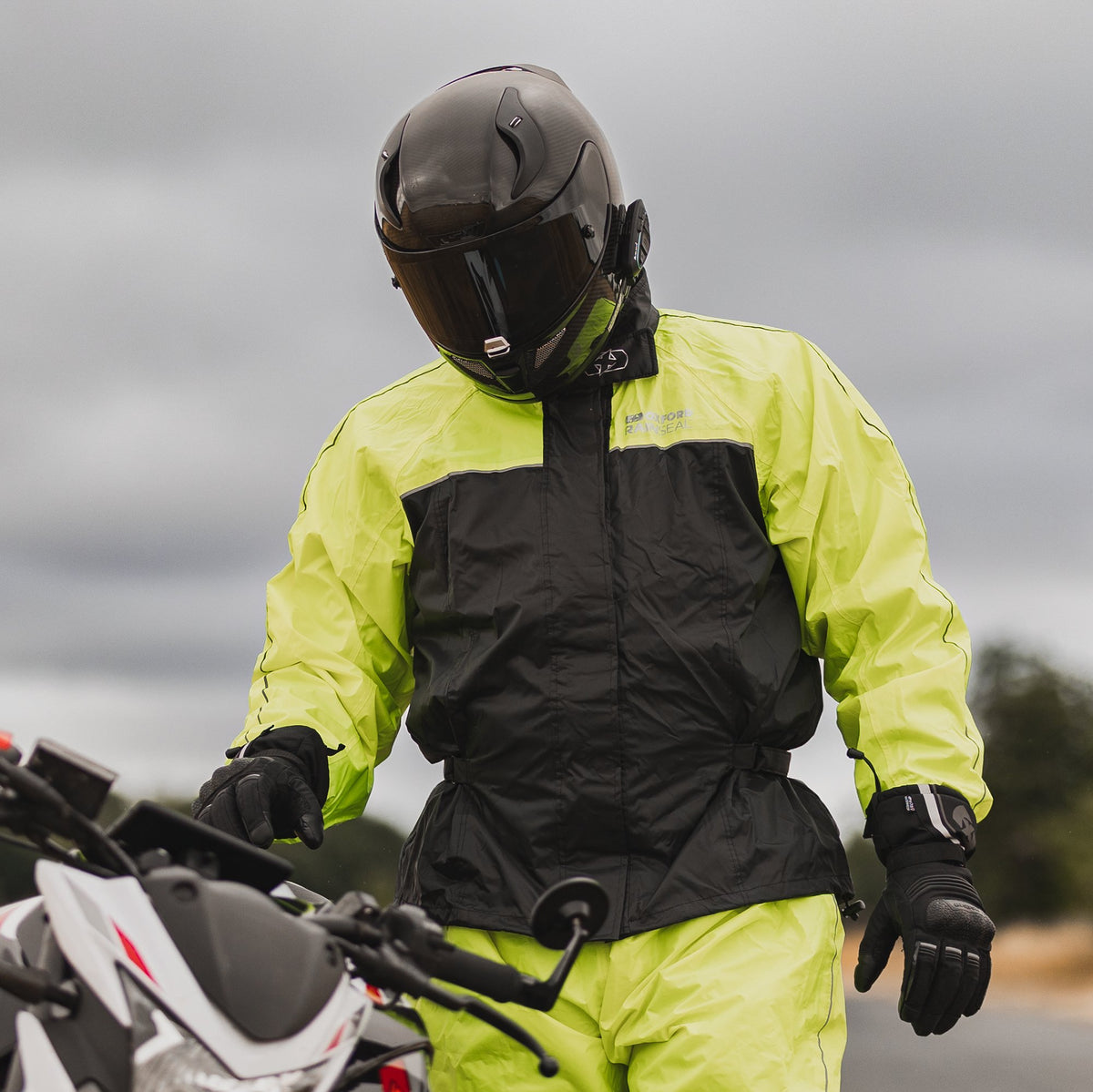 OXFORD RAINSEAL WATERPROOF MOTORCYCLE MOTORBIKE BLACK FLUORESCENT OVER JACKET